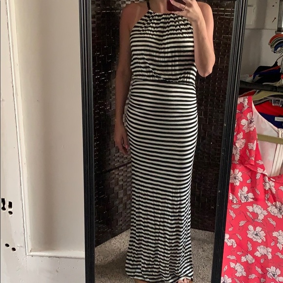 Charlotte Russe Dresses & Skirts - 🇺🇸 Striped black maxi dress
